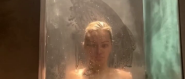 Lindsey Pelas nude in the bath OnlyFans Leaked